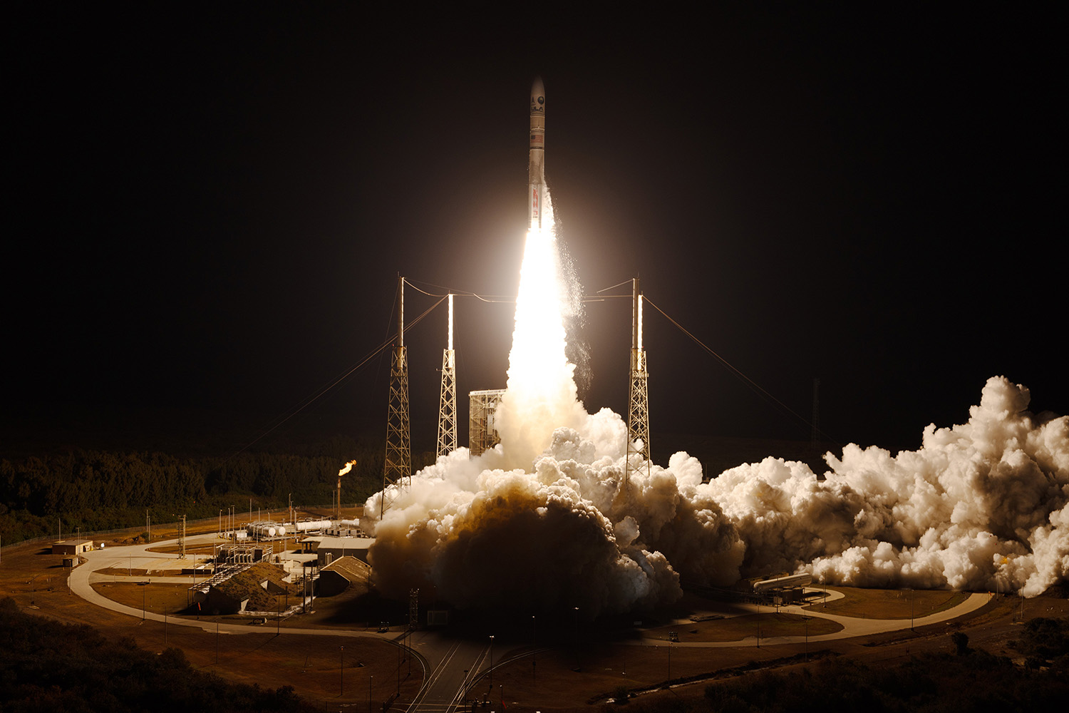 Vulcan enfrenta nova falha em booster, mas ainda completa missão